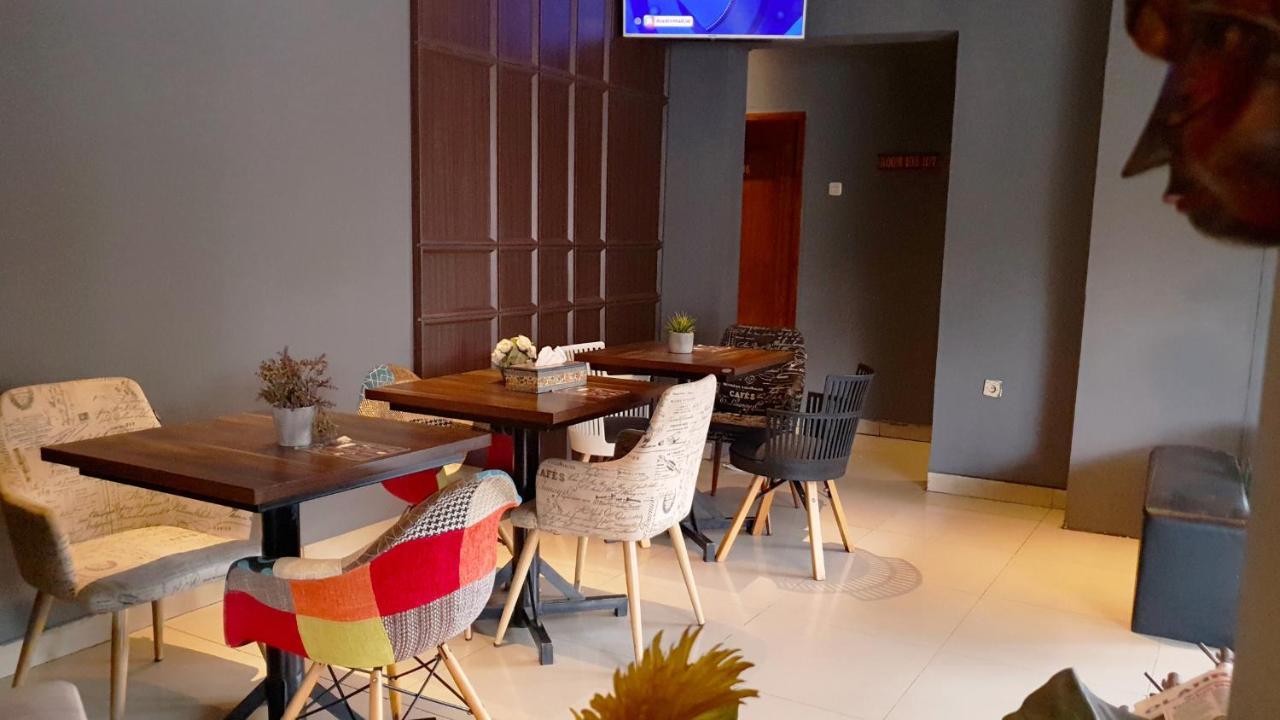 Sunrise Hotel Jogja Kejayan Exterior foto