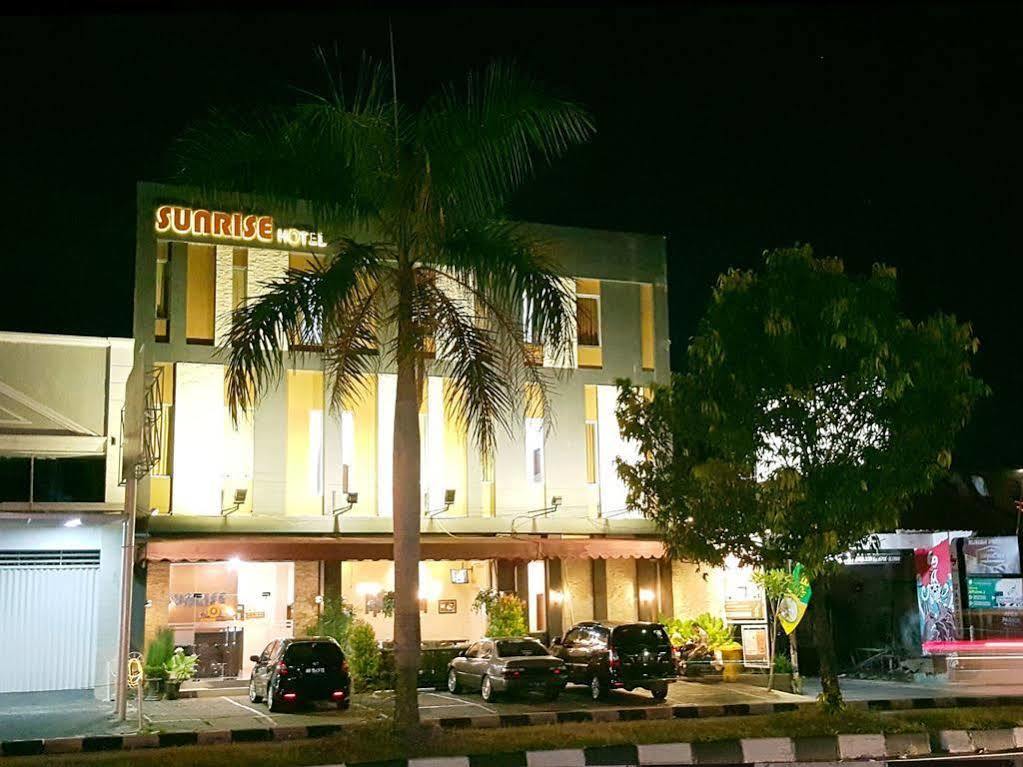 Sunrise Hotel Jogja Kejayan Exterior foto